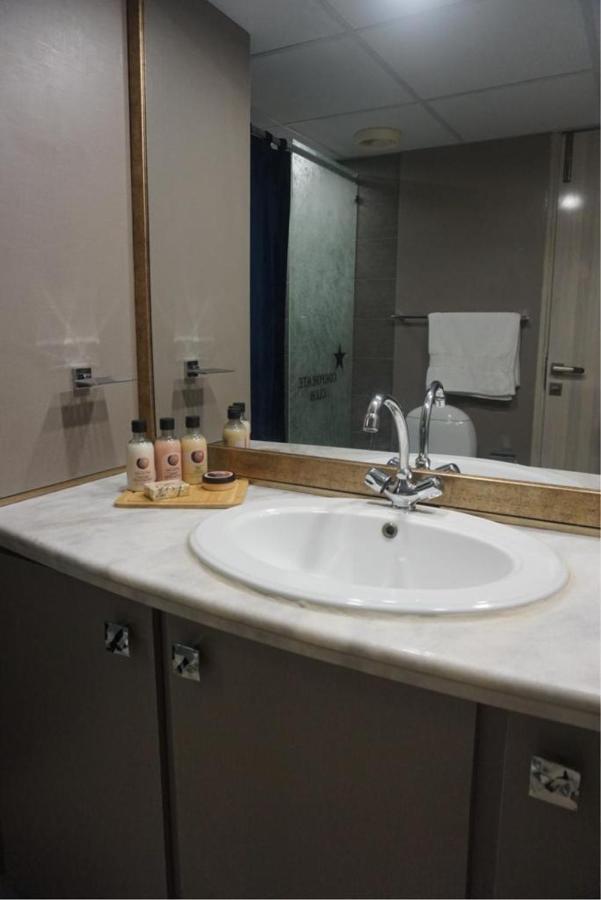 Airport Hotel Карачи Экстерьер фото
