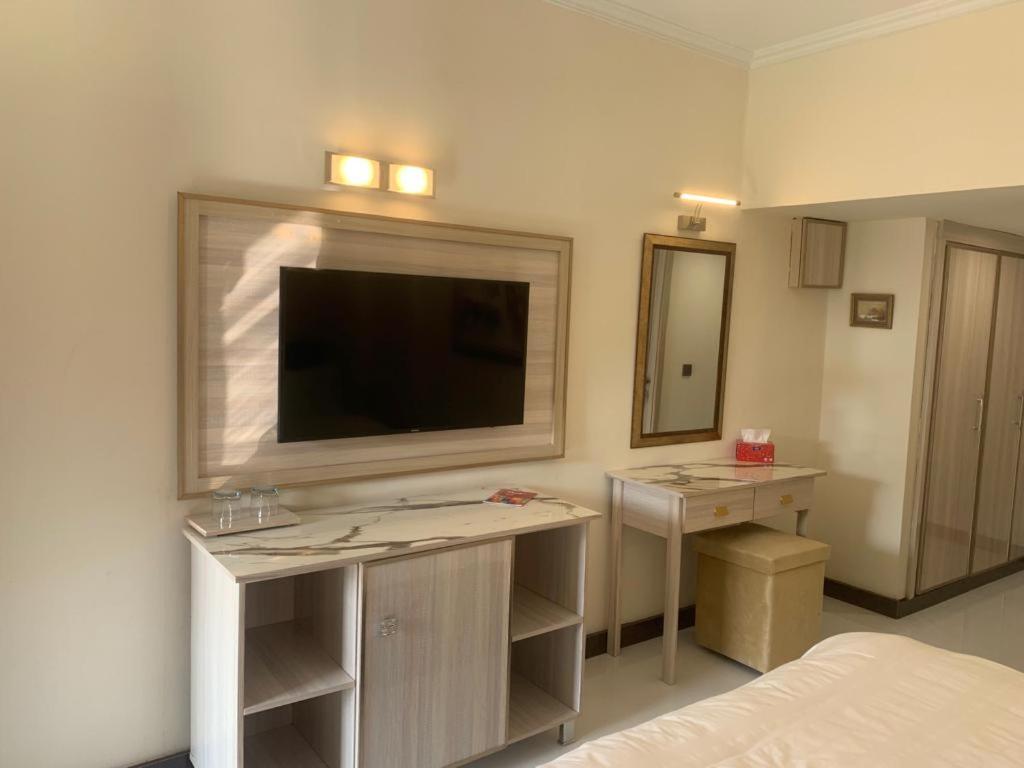 Airport Hotel Карачи Экстерьер фото